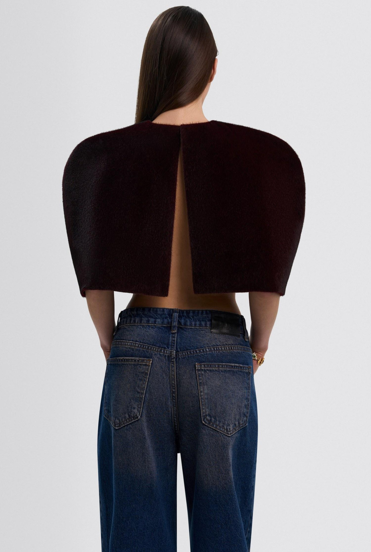 Кейп з еко-хутра бордового кольору розмір One-Size, фото 5
