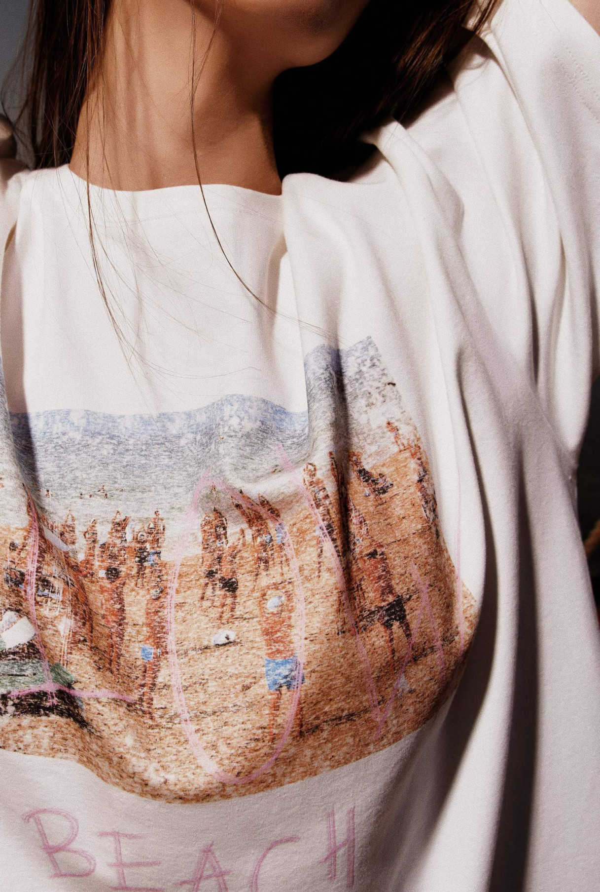 Футболка oversize "Beach" молочного цвета фото 2