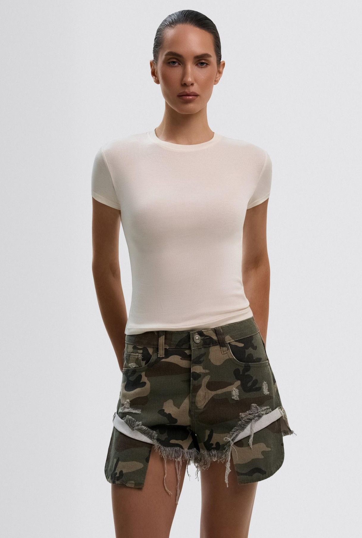 Джинсовые шорты Military хаки цвета фото 1